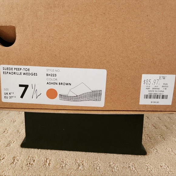 Brand new espadrilles - Picture 9 of 9